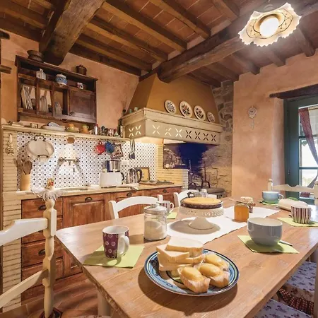 Lolivo Holiday home Buti